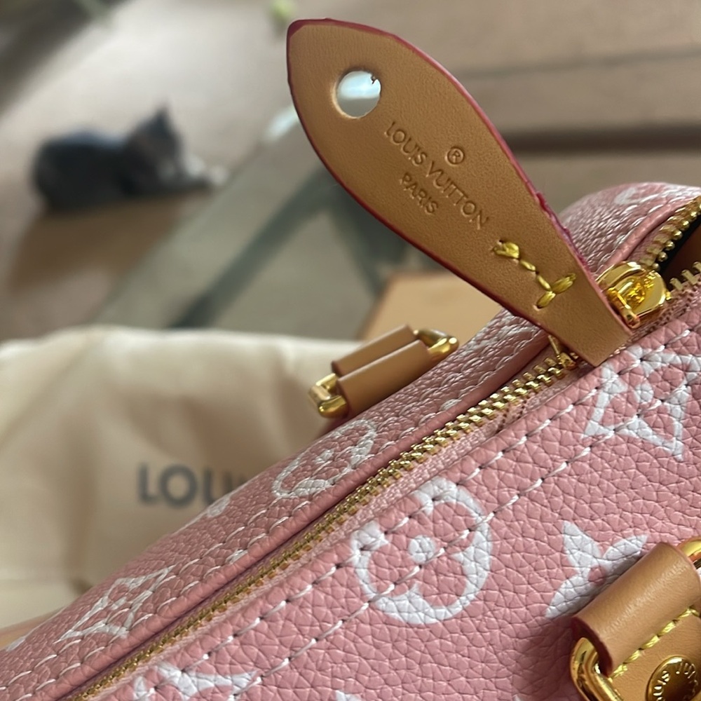 Pink  Bag Set - Picture 15 of 17